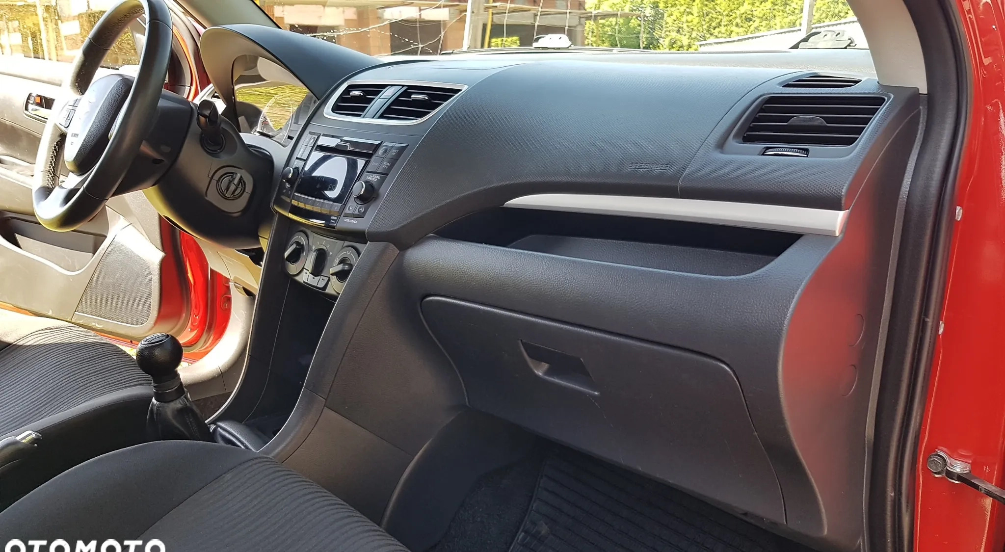 Suzuki Swift cena 25400 przebieg: 83000, rok produkcji 2011 z Proszowice małe 704